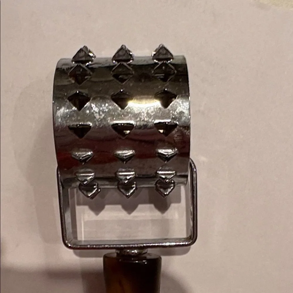 Vintage meat tenderizer bakelite handle